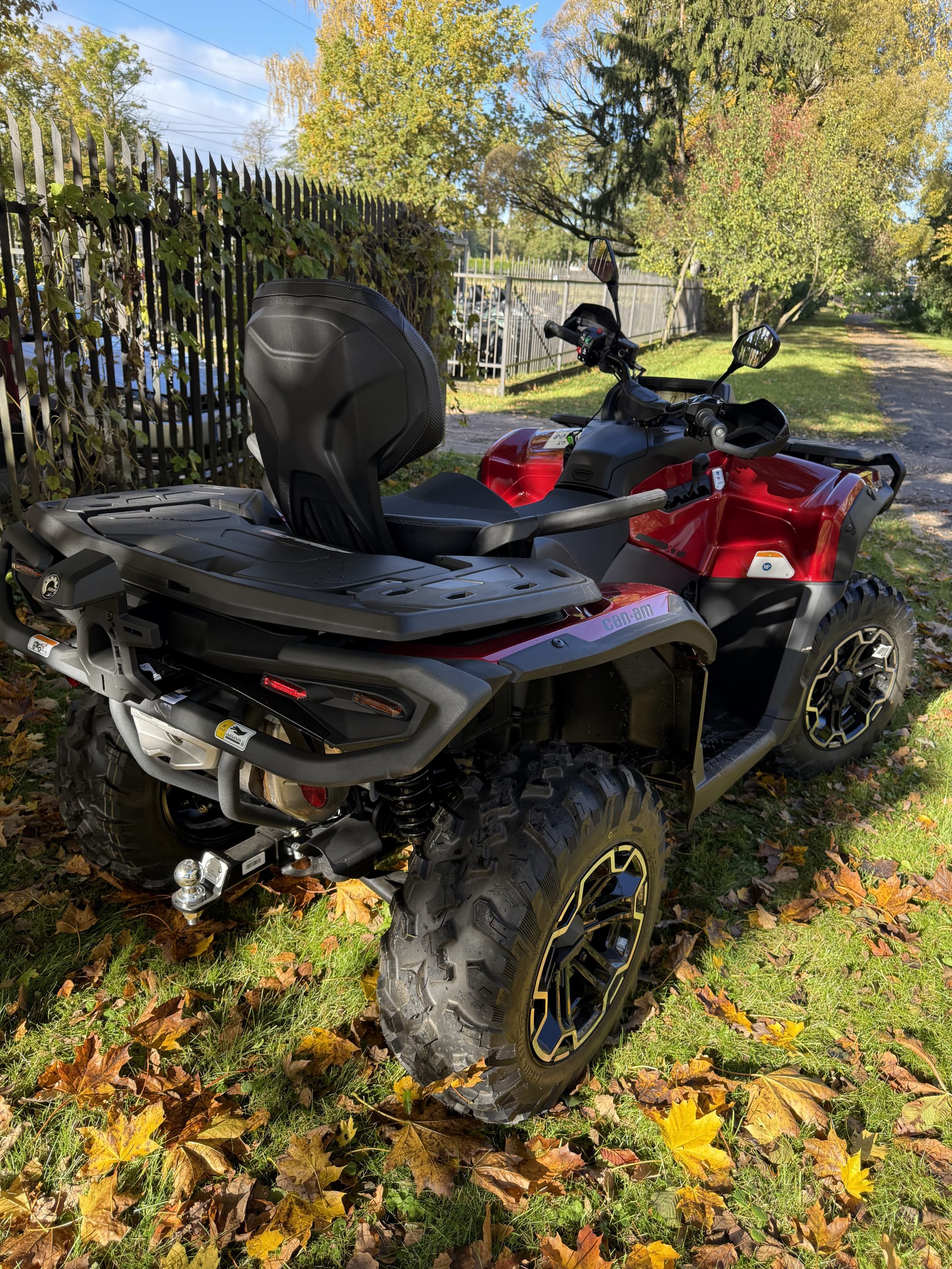 2025 Can-Am Outlander MAX XT 850 - Image 9