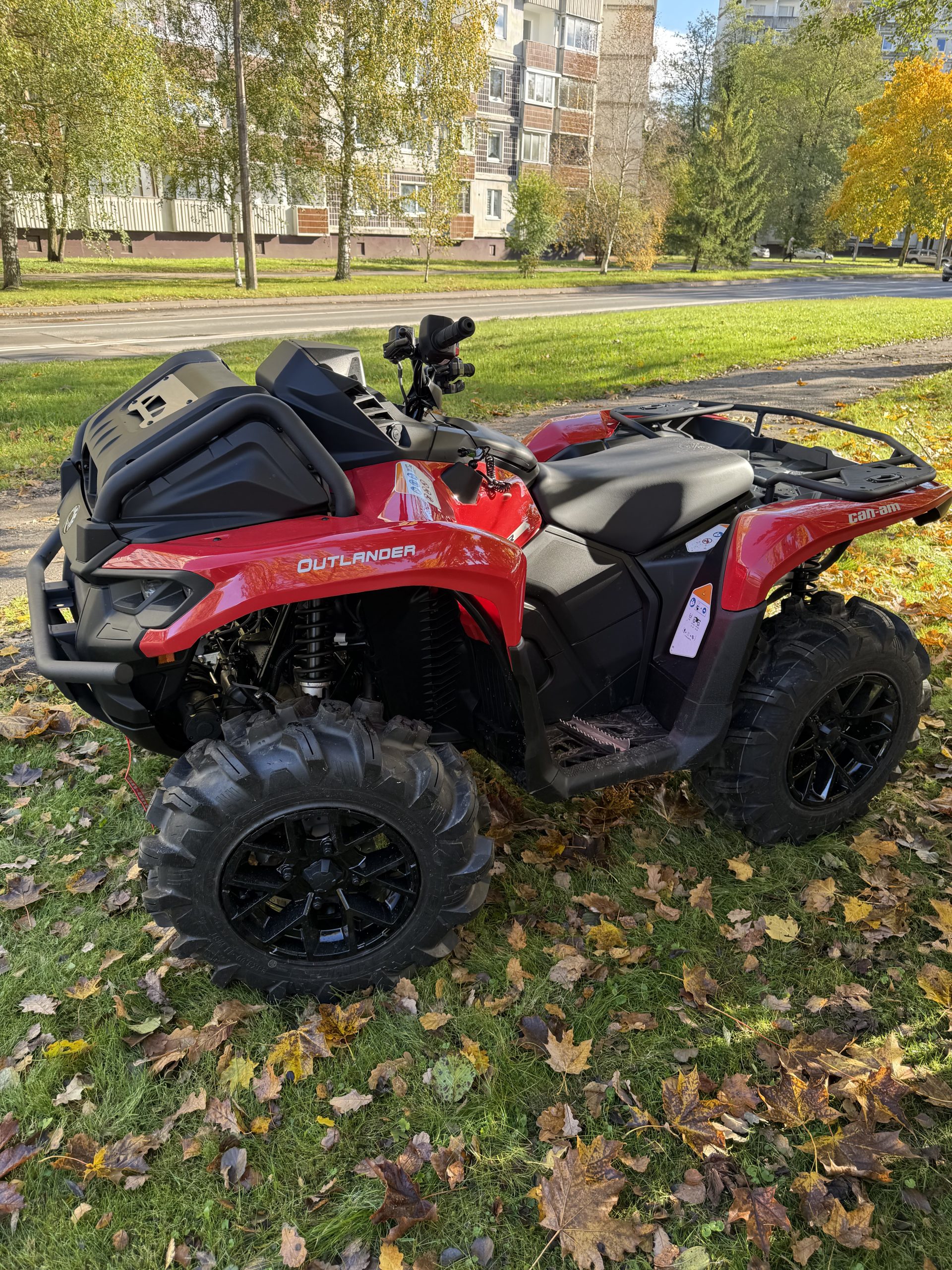 2025 Can-Am Outlander XMR 700 - Image 6