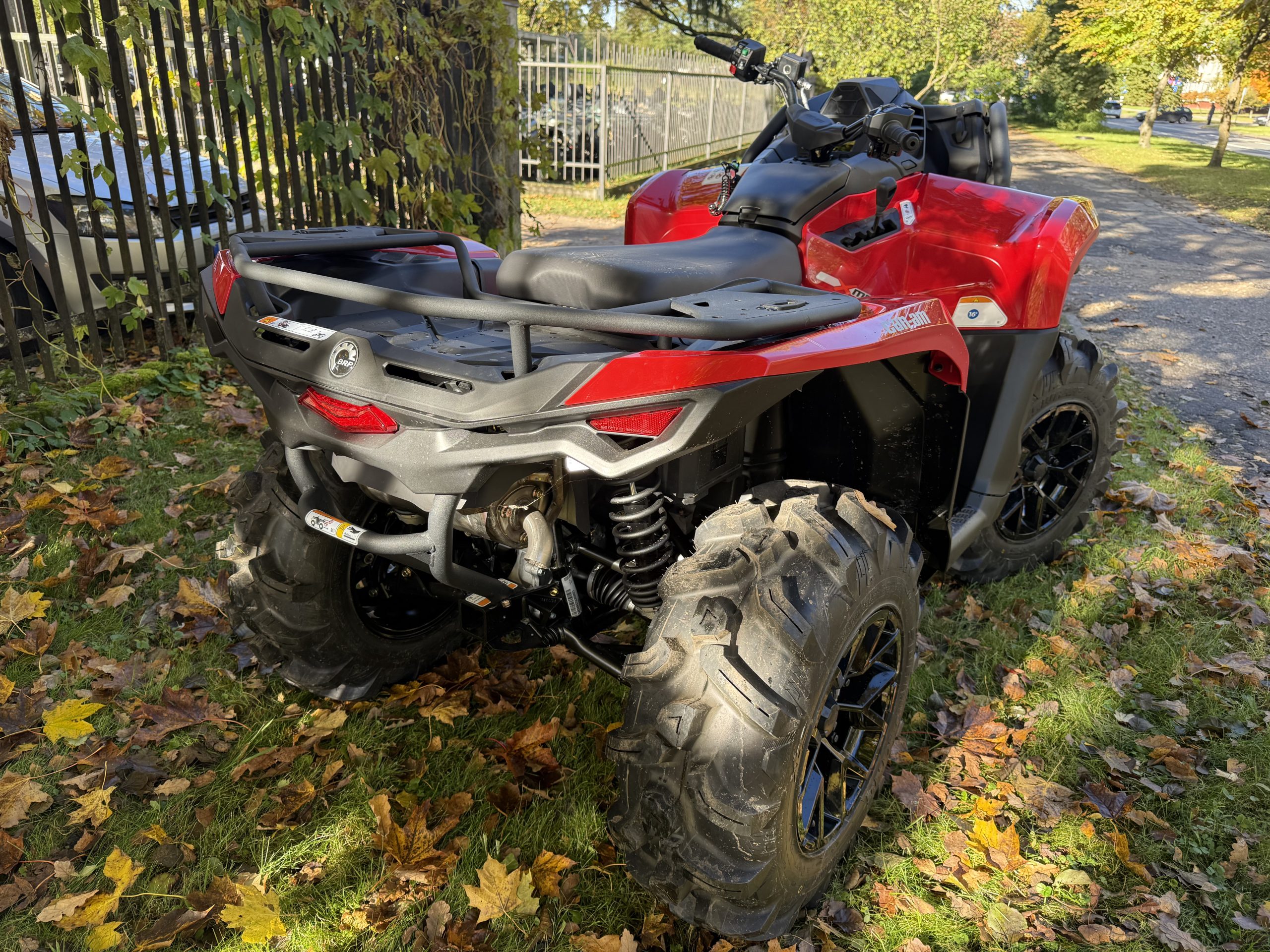 2025 Can-Am Outlander XMR 700 - Image 10