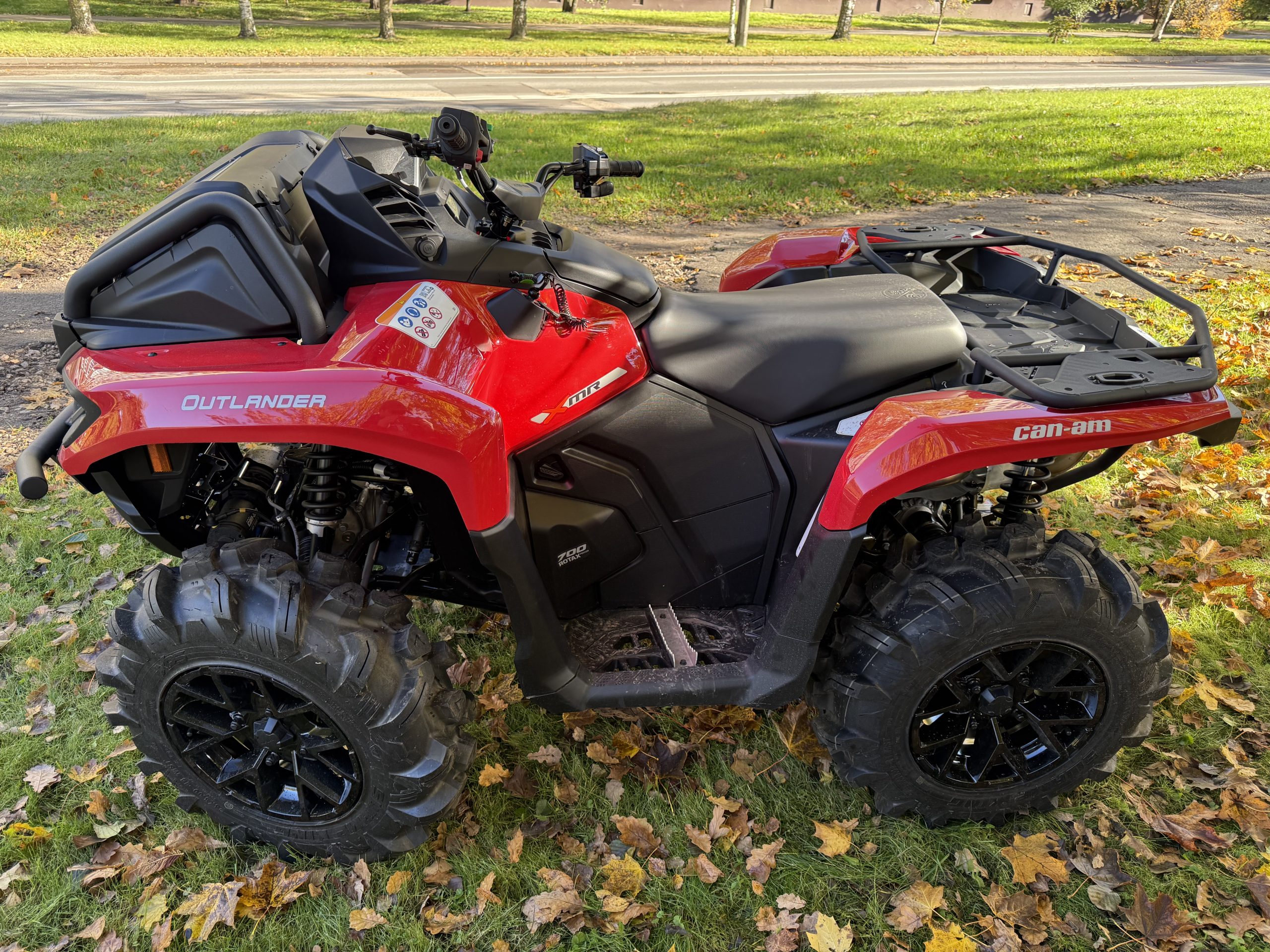 2025 Can-Am Outlander XMR 700 - Image 12